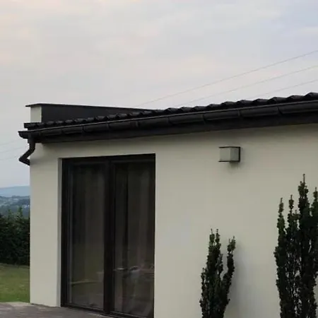 Domek Wypoczynkowy Caloroczny W Okolicach Zatora I Wadowic Radocza Exterior photo